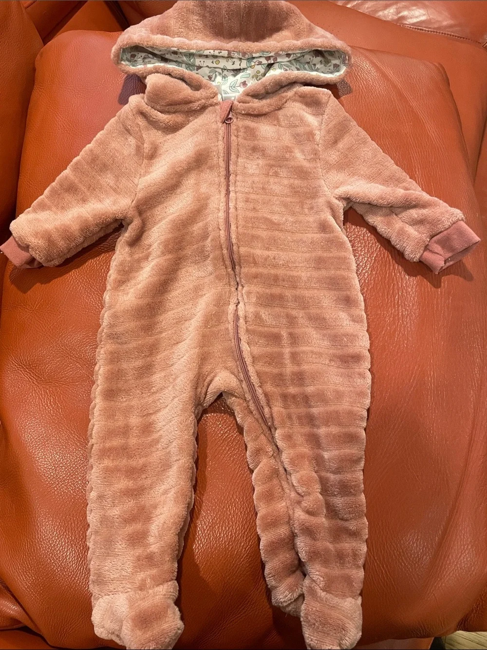 Tahari Plush Hooded Footie in Dusty Pink